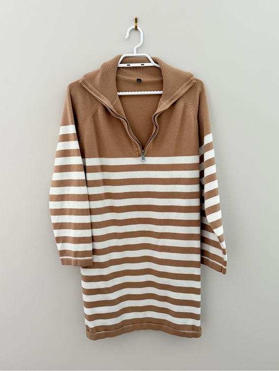 Dresses & Skirts - Striped Half-Zip Sweater Dress in Camel and White